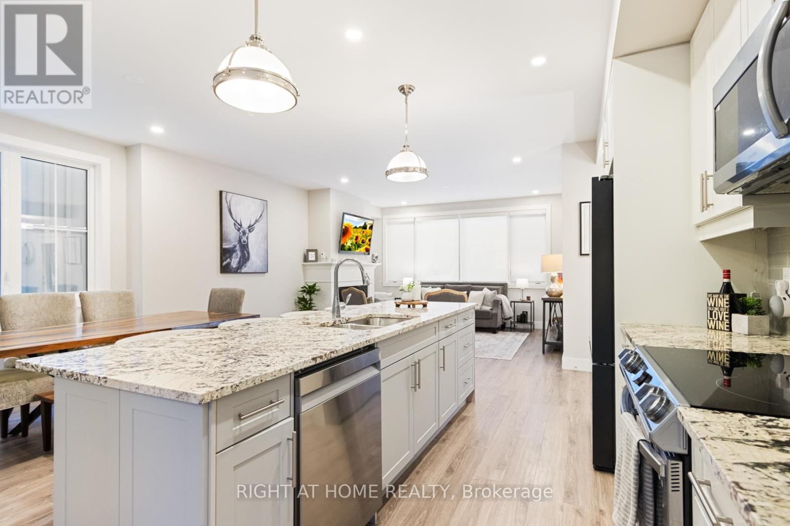 157 Courtland Street, Blue Mountains, Ontario  L9Y 5L7 - Photo 11 - X12763646