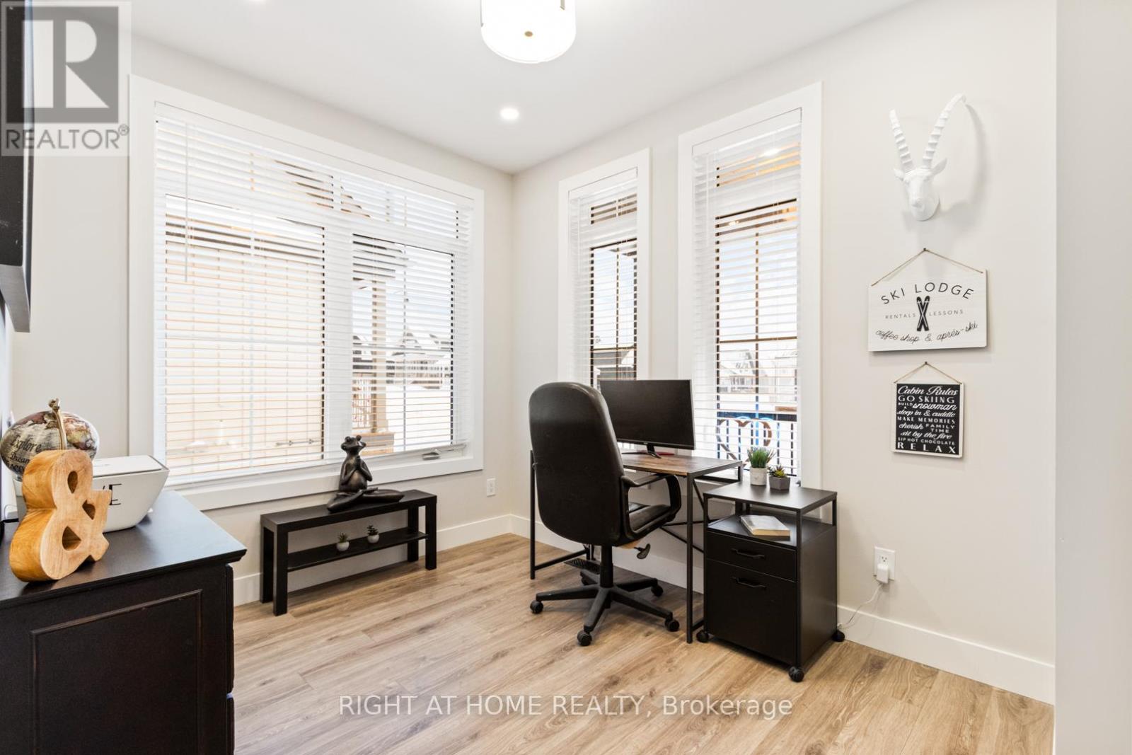 157 Courtland Street, Blue Mountains, Ontario  L9Y 5L7 - Photo 13 - X12763646