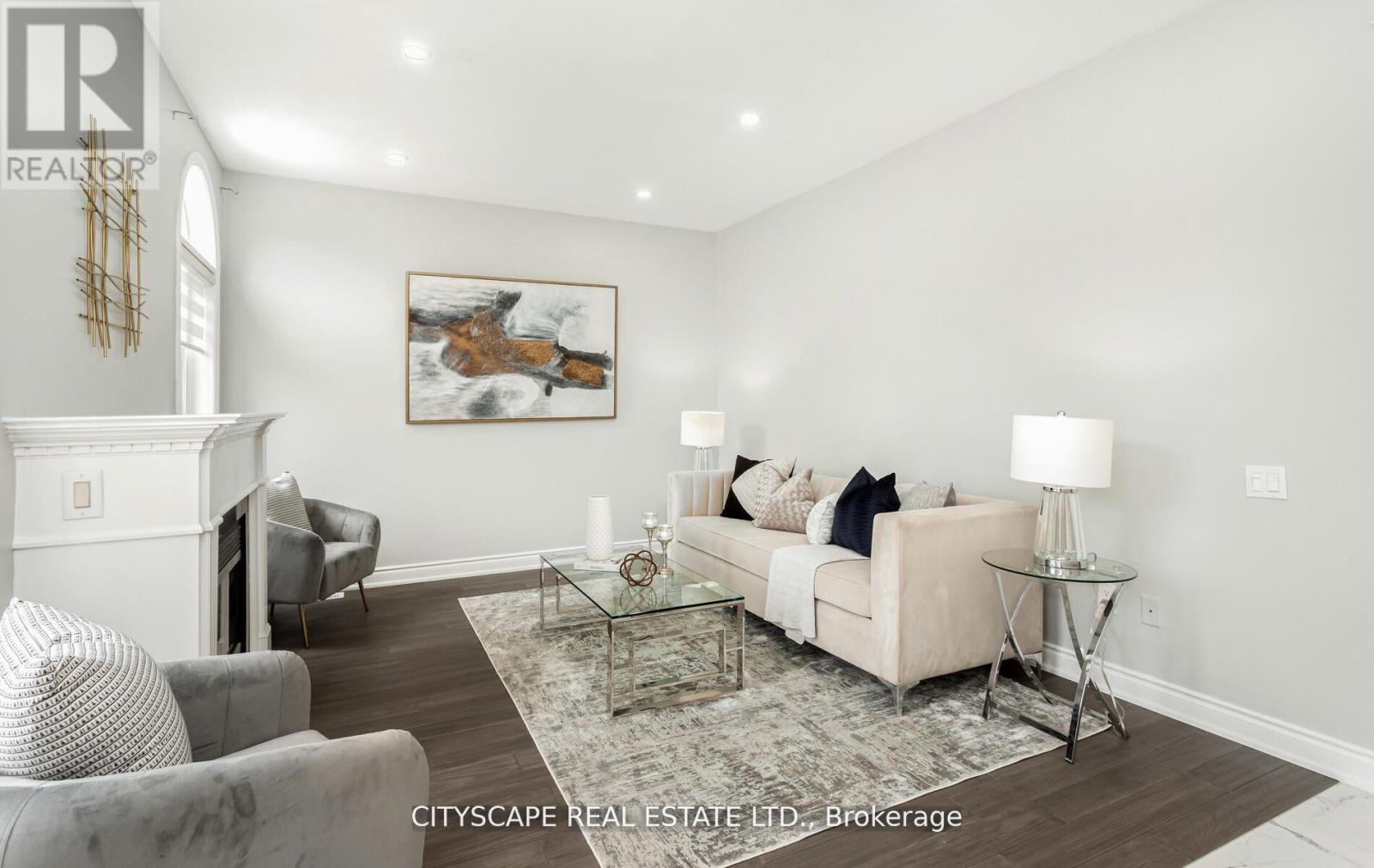 194 Tawny Crescent, Oakville (Br Bronte), Ontario  L6L 6T4 - Photo 10 - W12767866