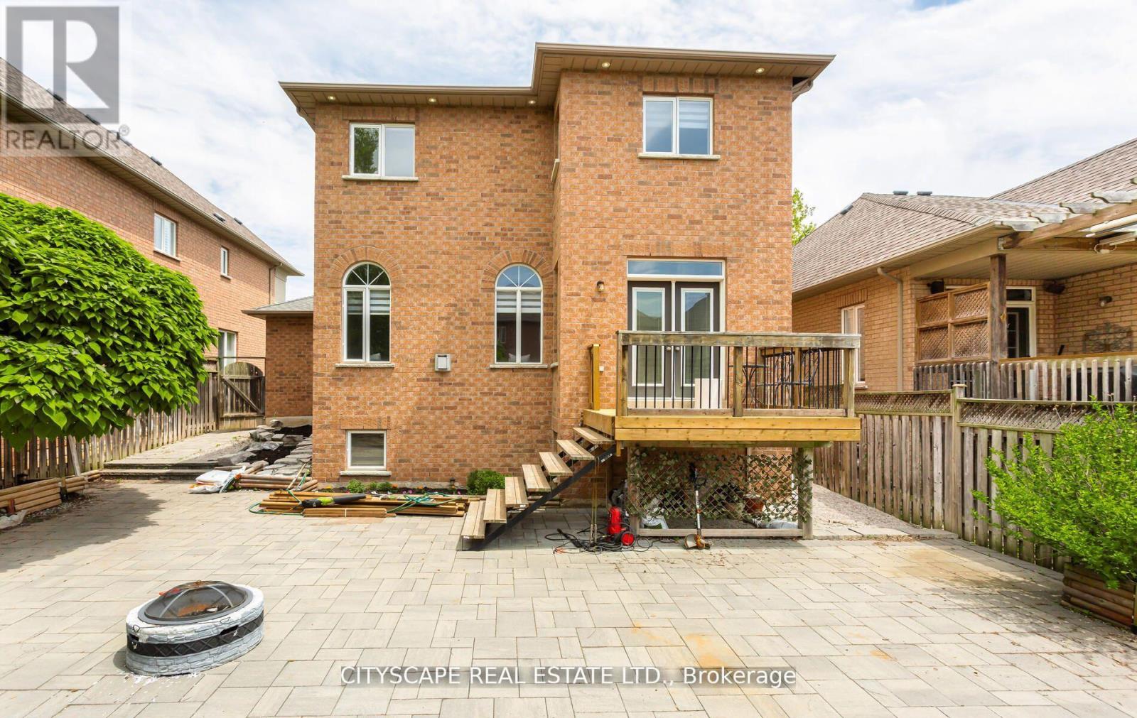 194 Tawny Crescent, Oakville (Br Bronte), Ontario  L6L 6T4 - Photo 35 - W12767866