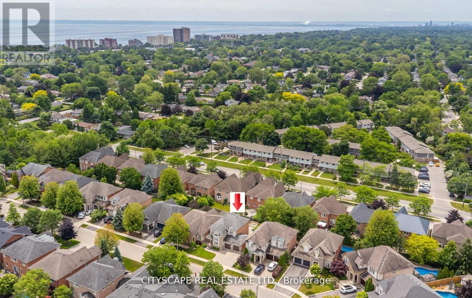 194 Tawny Crescent, Oakville (Br Bronte), Ontario  L6L 6T4 - Photo 43 - W12767866