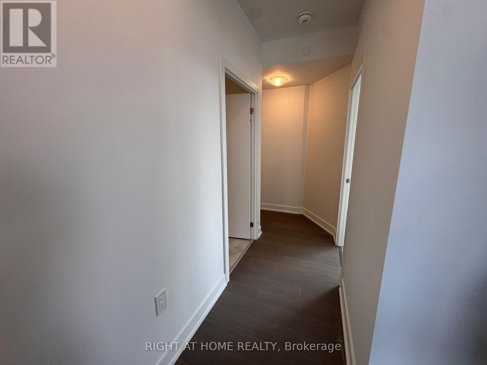 510 - 2088 James Street, Burlington (Brant), Ontario  L7R 0H2 - Photo 12 - W12767872