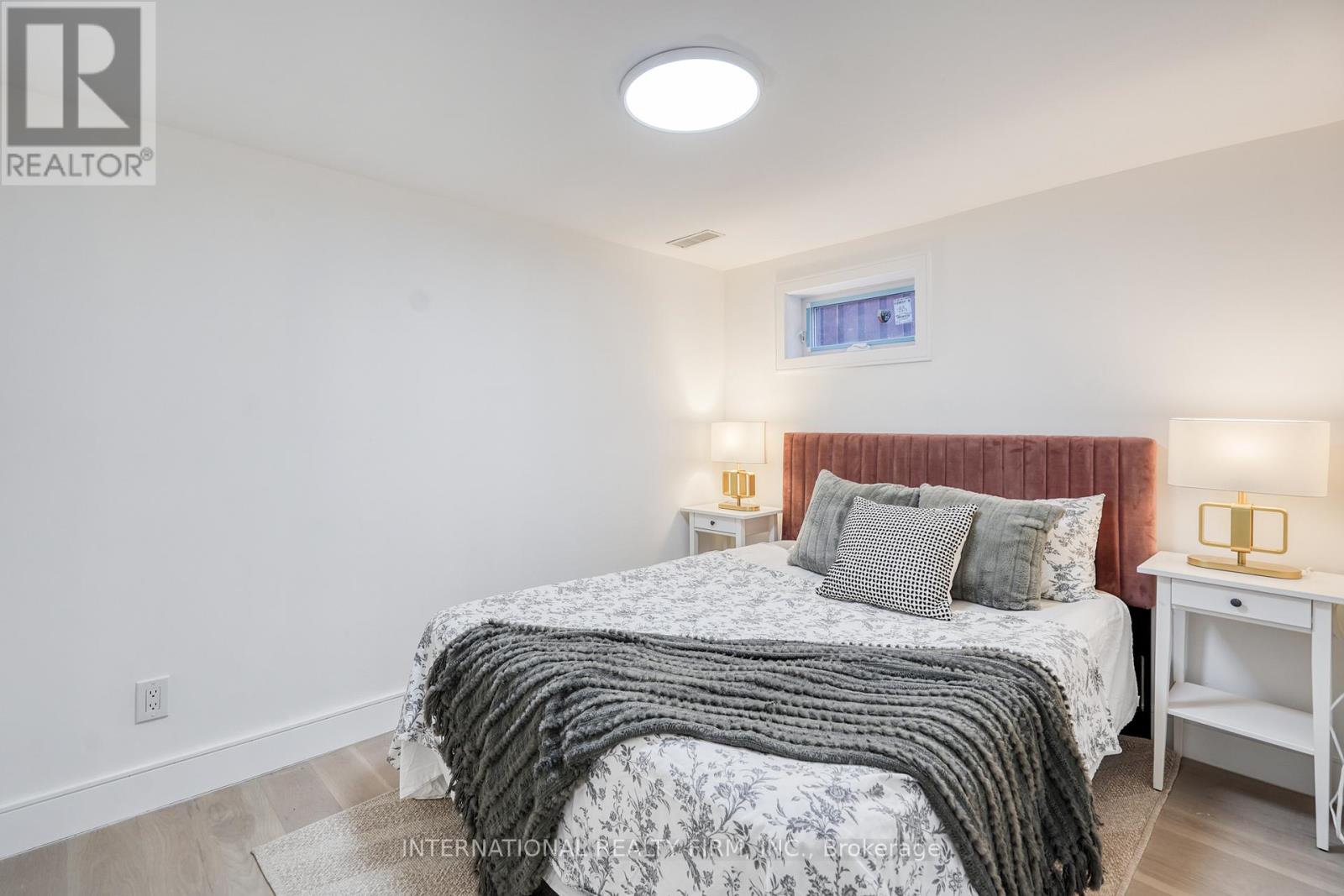 16 Paragon Road, Toronto (Kingsview Village-The Westway), Ontario  M9R 1J5 - Photo 21 - W12767896