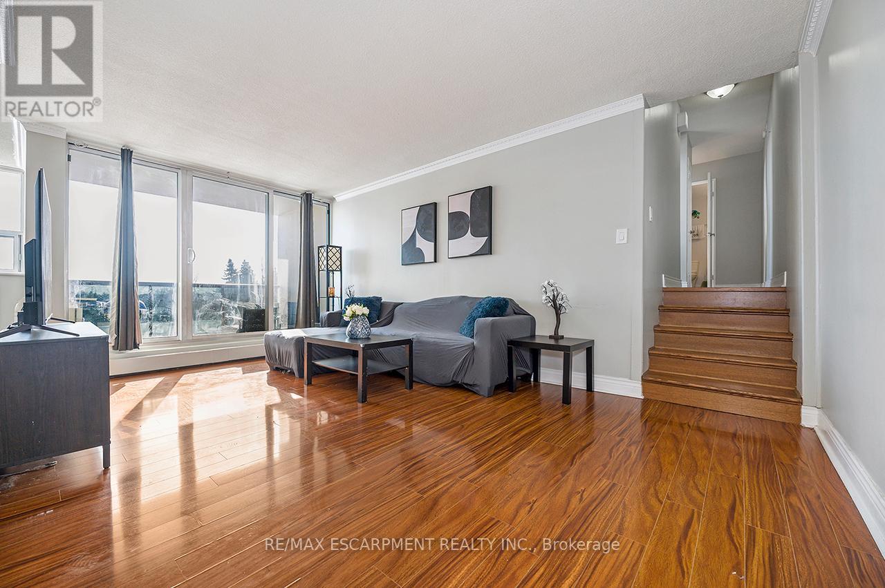 308 - 530 Lolita Gardens, Mississauga (Mississauga Valleys), Ontario  L5A 3T2 - Photo 8 - W12767902