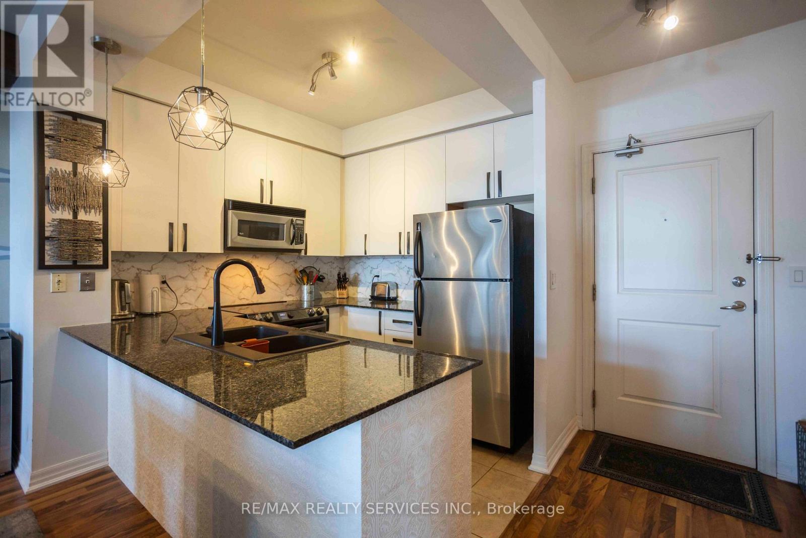 321 - 245 Dalesford Road, Toronto, Ontario  M8Y 4H7 - Photo 6 - W12767916