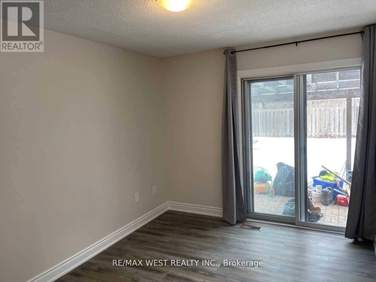 Bsmt - 18 Linkdale Road, Brampton, Ontario  L6V 2Y4 - Photo 8 - W12767932