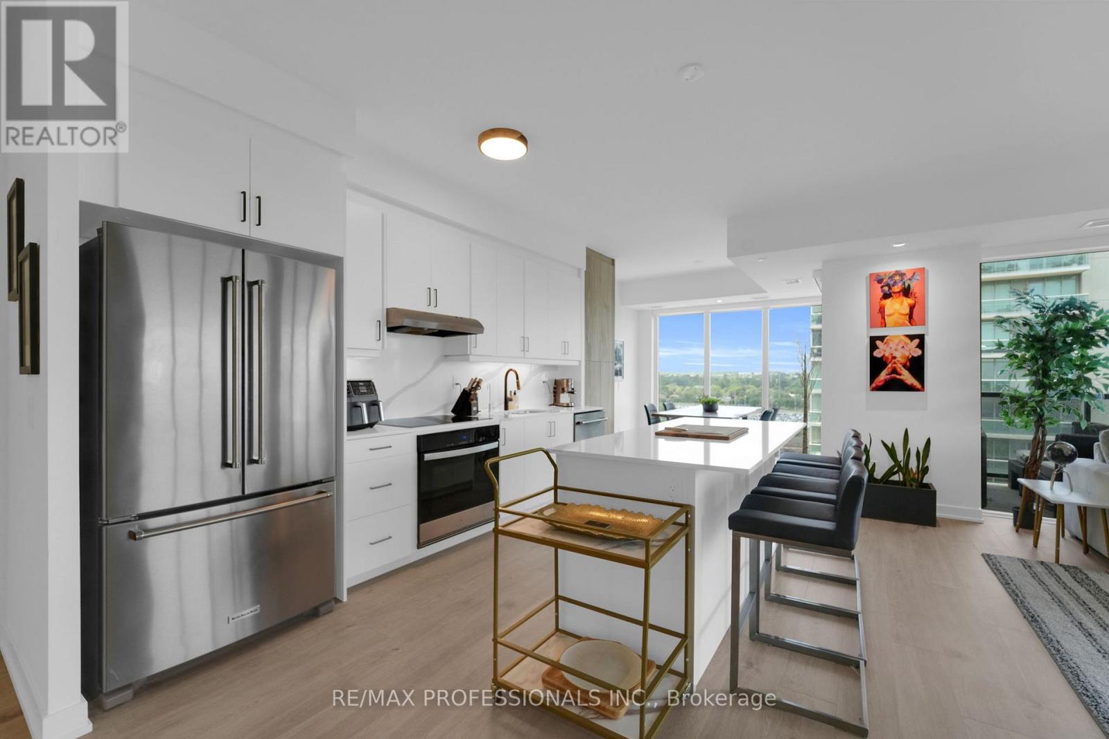 1402 - 1035 Southdown Road, Mississauga, Ontario  L5J 0A2 - Photo 7 - W12767944