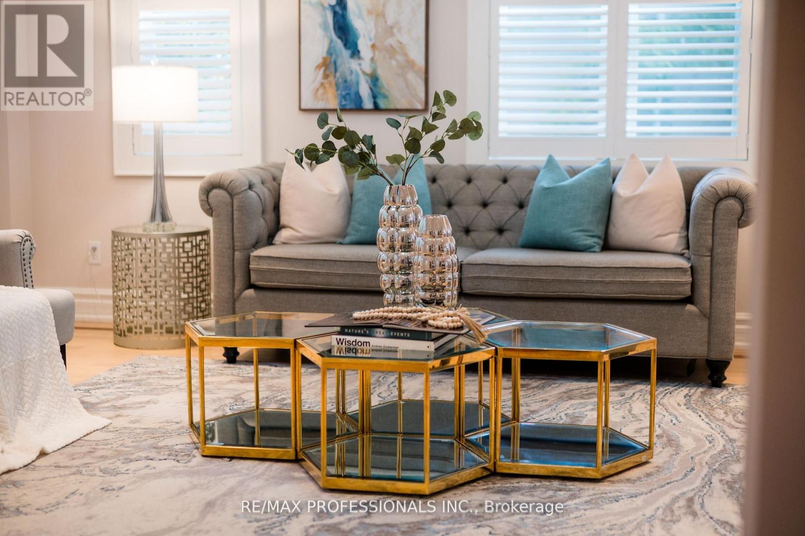 354 Country Club Crescent, Mississauga (Clarkson), Ontario  L5J 2P8 - Photo 11 - W12767950