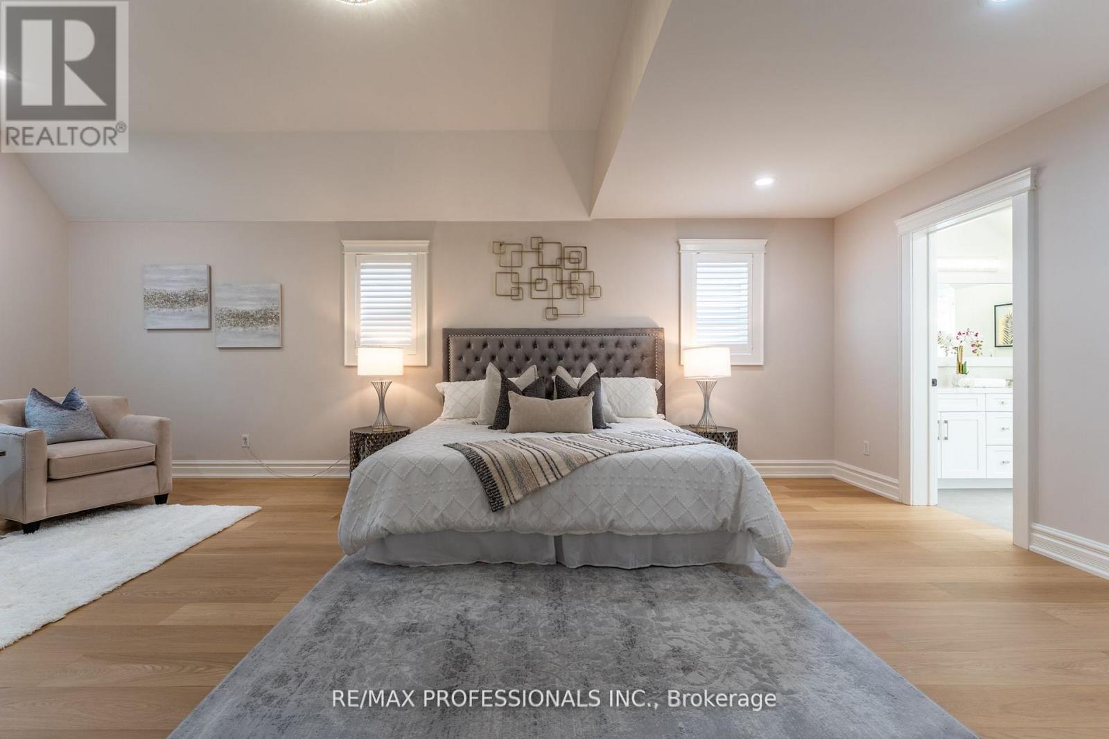 354 Country Club Crescent, Mississauga (Clarkson), Ontario  L5J 2P8 - Photo 42 - W12767950