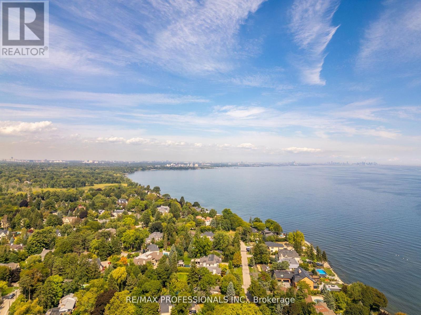 354 Country Club Crescent, Mississauga (Clarkson), Ontario  L5J 2P8 - Photo 50 - W12767950