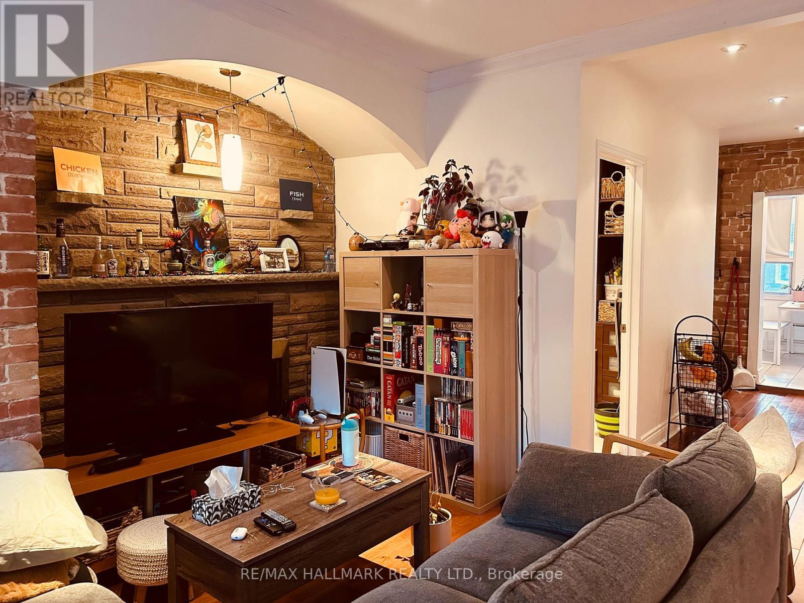 3 - 20 TRILLER AVENUE, toronto (south parkdale), Ontario