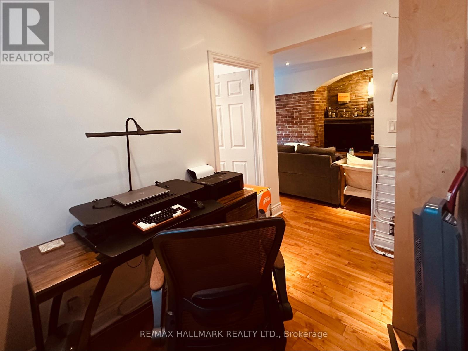 3 - 20 Triller Avenue, Toronto (South Parkdale), Ontario  M6K 3B8 - Photo 9 - W12767954