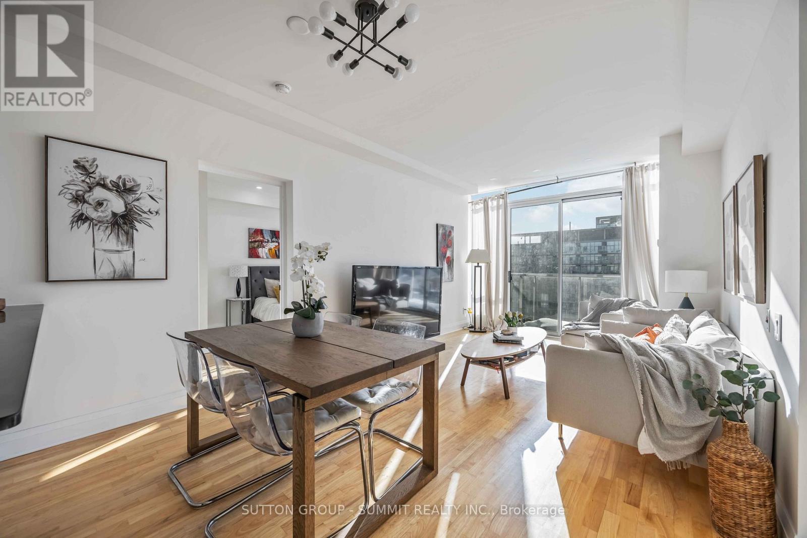 Ph01 - 15 Windermere Avenue, Toronto, Ontario  M6S 5A2 - Photo 11 - W12767958