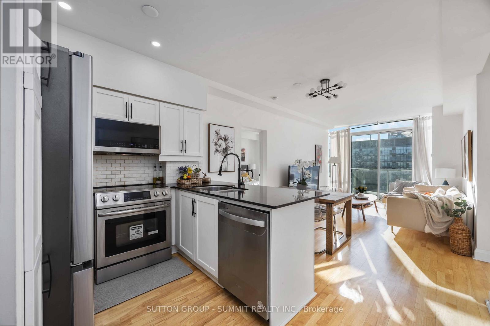 Ph01 - 15 Windermere Avenue, Toronto, Ontario  M6S 5A2 - Photo 8 - W12767958