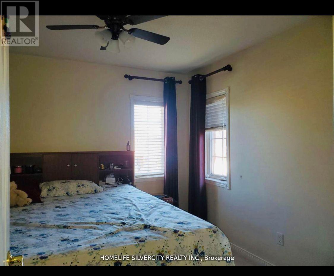 30 Sheepberry Terrace, Brampton (Fletcher's Meadow), Ontario  L7A 2B6 - Photo 9 - W12767972