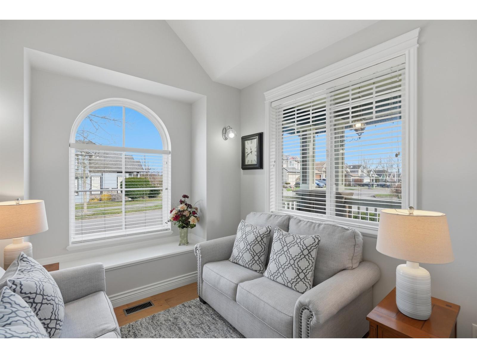 6093 164a Street, Surrey, British Columbia  V3S 3V8 - Photo 5 - R3087324