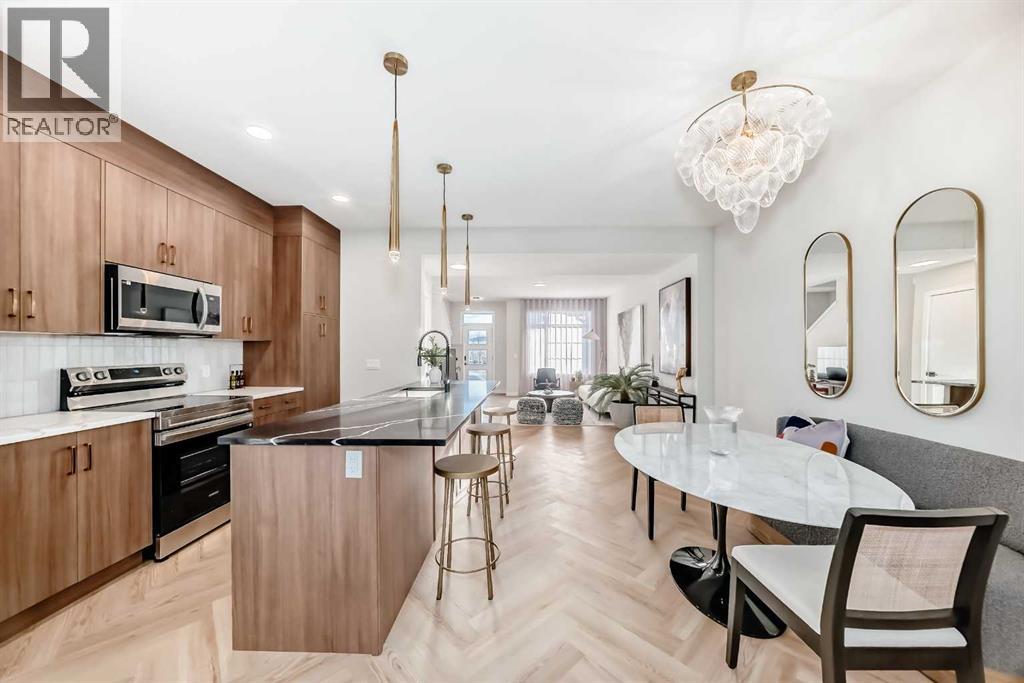 405 Clydesdale Avenue, Cochrane, Alberta  T4C 3L8 - Photo 10 - A2282303