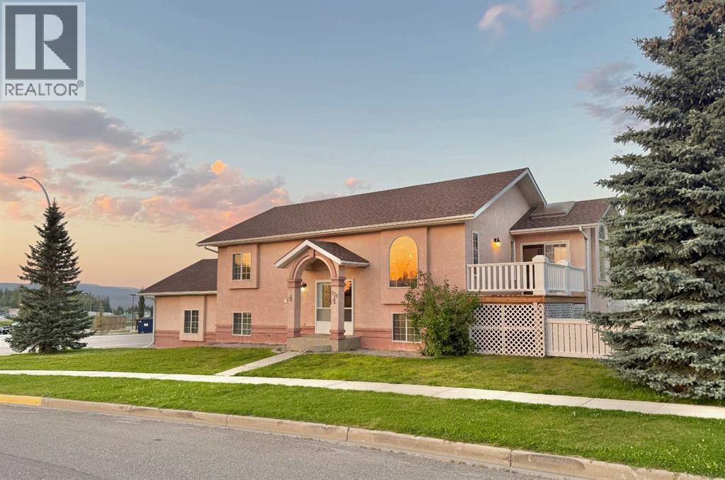 131 Tocher Avenue, Hinton, Alberta