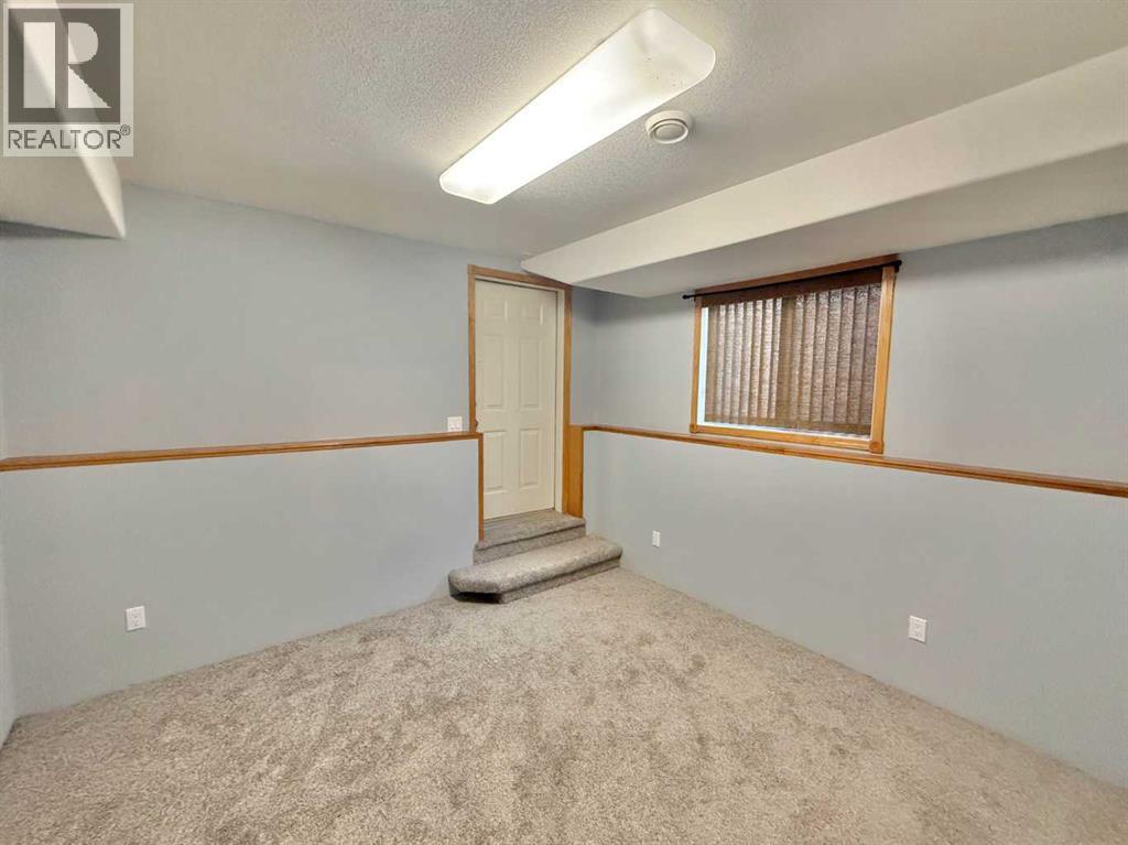 131 Tocher Avenue, Hinton, Alberta  T7V 1H3 - Photo 28 - A2251497