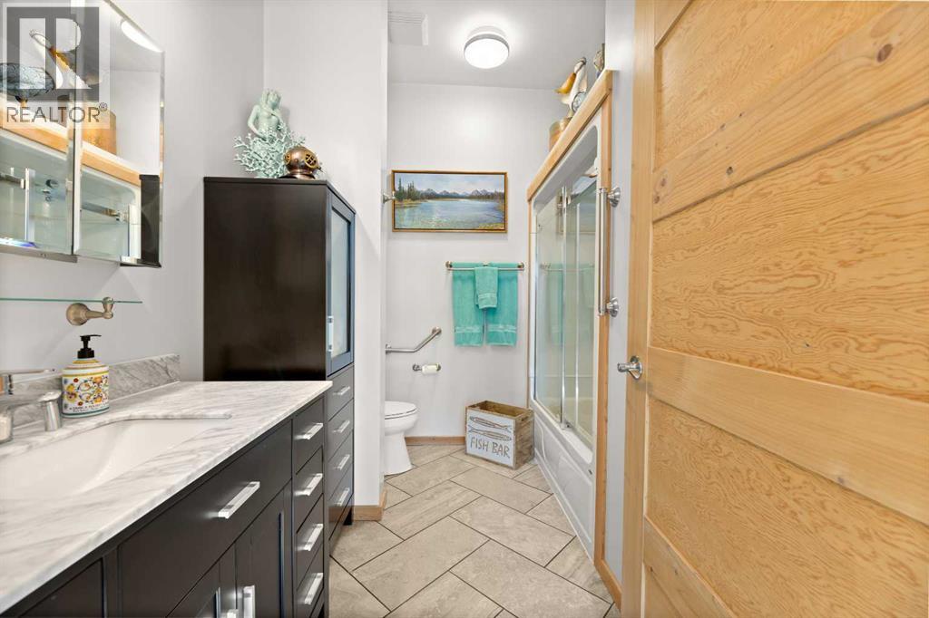 6029 Township Road 332, Rural Mountain View County, Alberta  T0M 1X0 - Photo 29 - A2257709