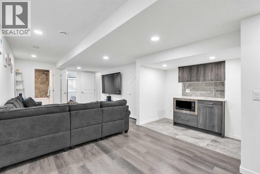 52 Edith Gate Nw, Calgary, Alberta  T3A 1Z2 - Photo 36 - A2265136