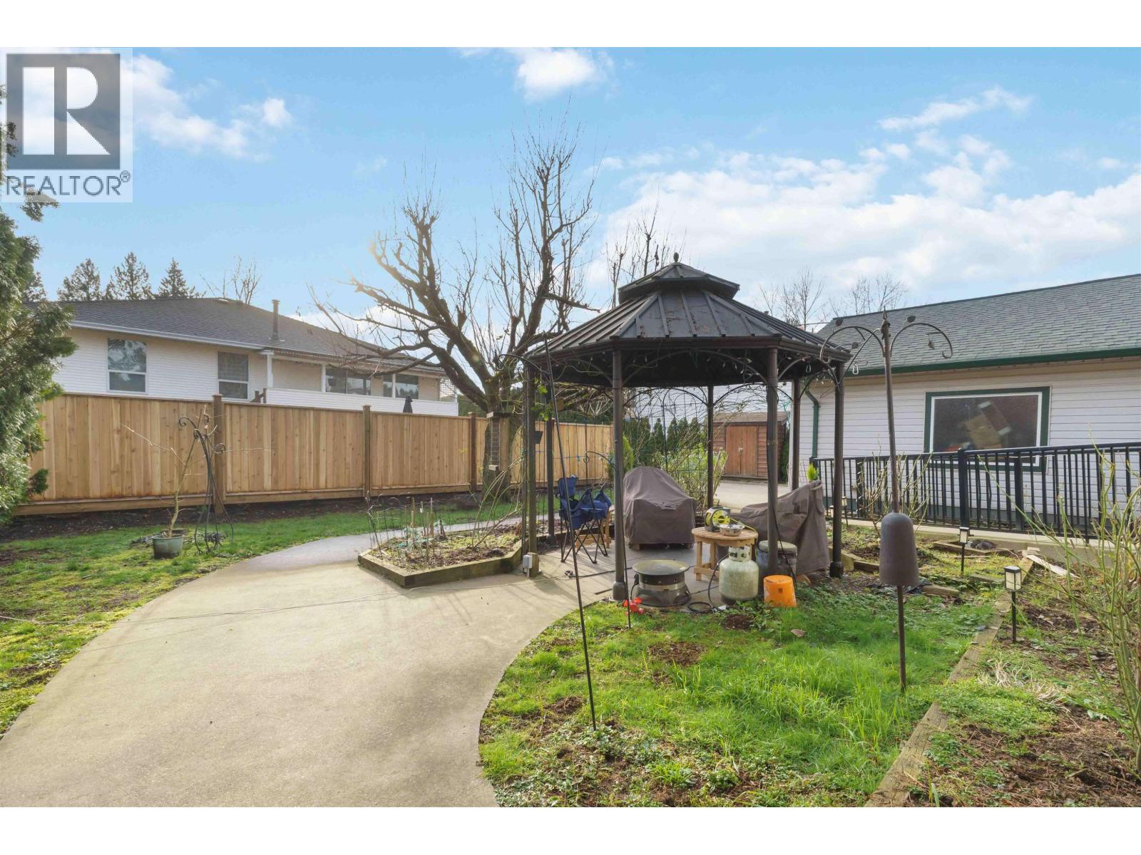 19379 Cusick Crescent, Pitt Meadows, British Columbia  V3Y 2M9 - Photo 38 - R3083001