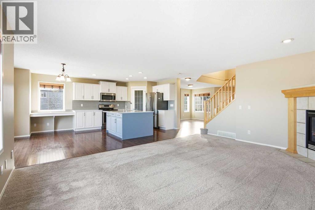 202 Panamount Court Nw, Calgary, Alberta  T3K 5S2 - Photo 9 - A2274121