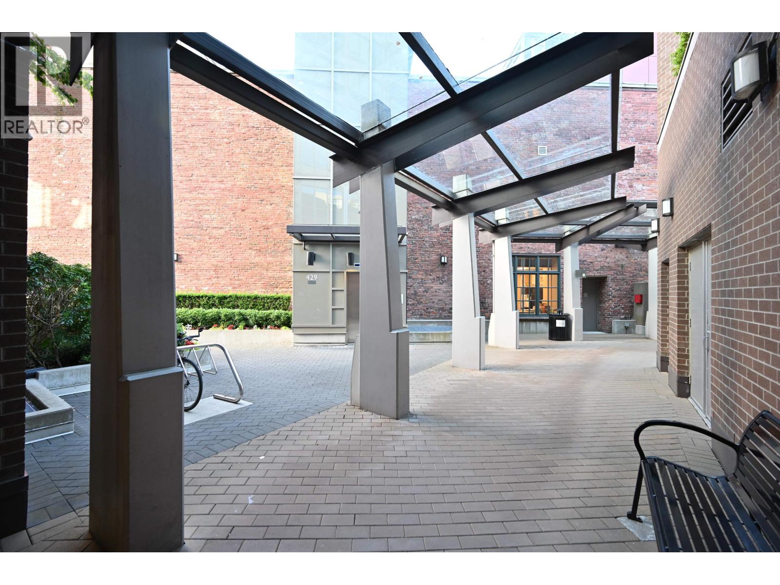 410 445 W 2nd Avenue, Vancouver, British Columbia  V5Y 0E8 - Photo 2 - R3087247