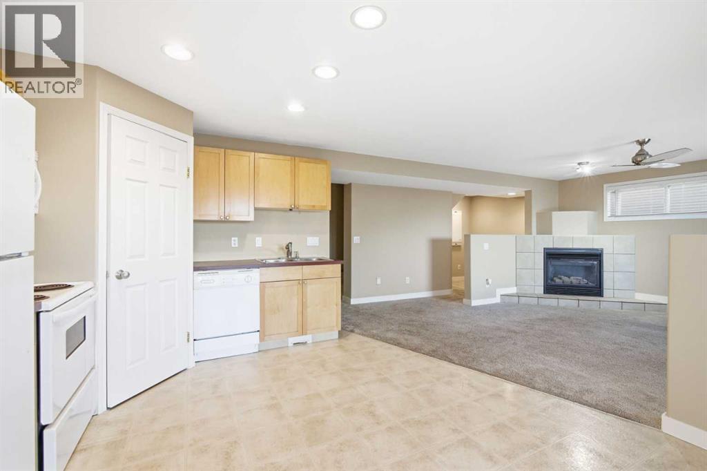 202 Panamount Court Nw, Calgary, Alberta  T3K 5S2 - Photo 37 - A2274121