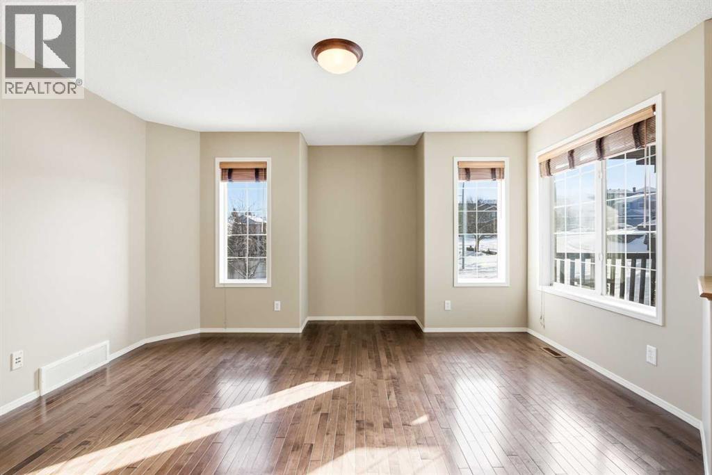 202 Panamount Court Nw, Calgary, Alberta  T3K 5S2 - Photo 8 - A2274121