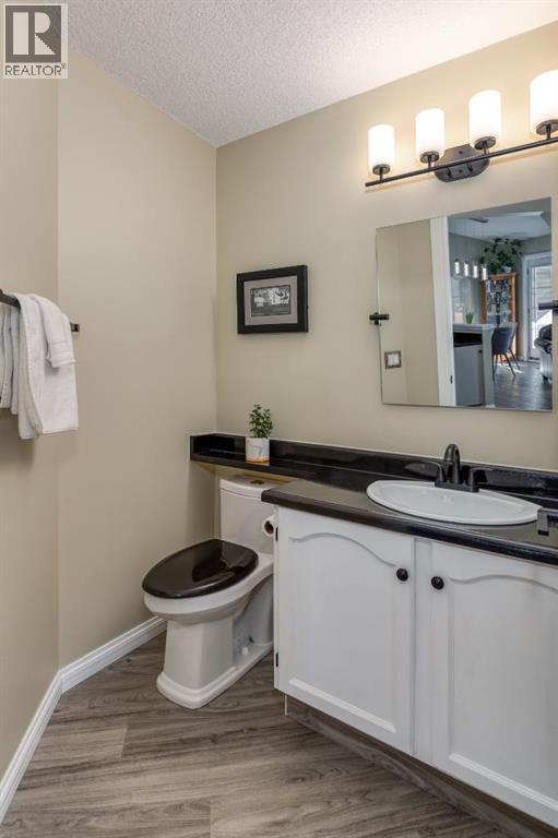 321 De Foras Close Nw, High River, Alberta  T1V 1R2 - Photo 6 - A2280036