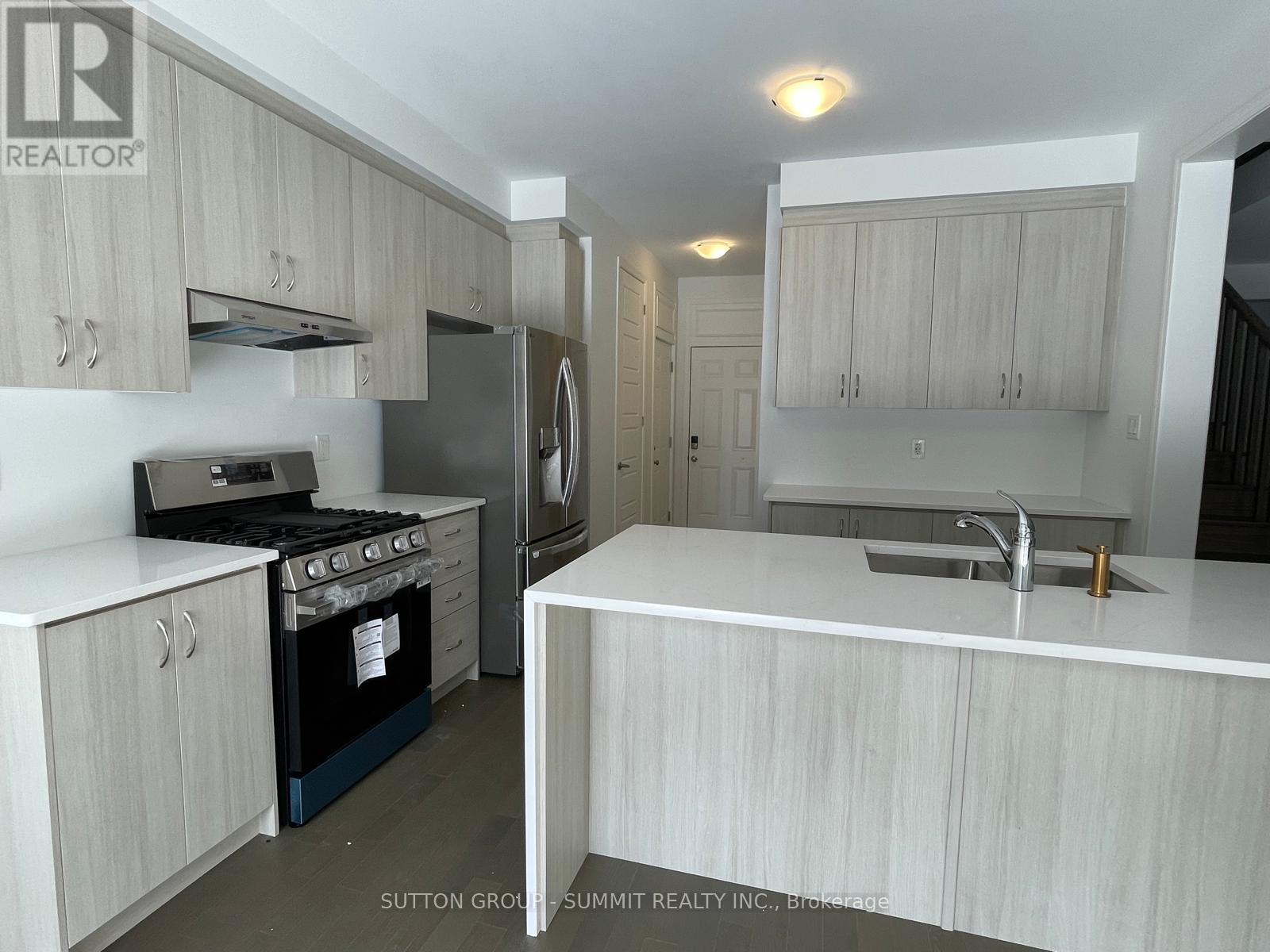 1444 Melville Bonus Crescent, Milton, Ontario  L9E 2H1 - Photo 16 - W12690554