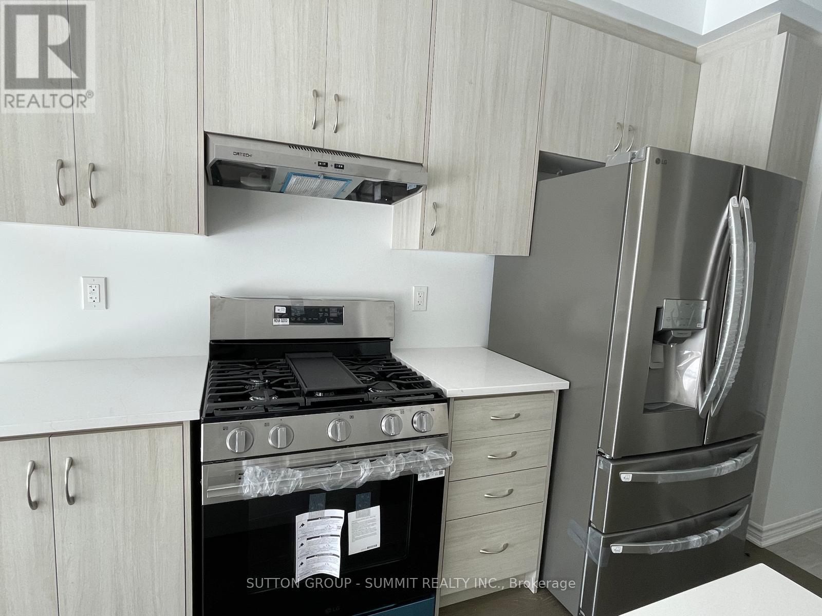 1444 Melville Bonus Crescent, Milton, Ontario  L9E 2H1 - Photo 18 - W12690554