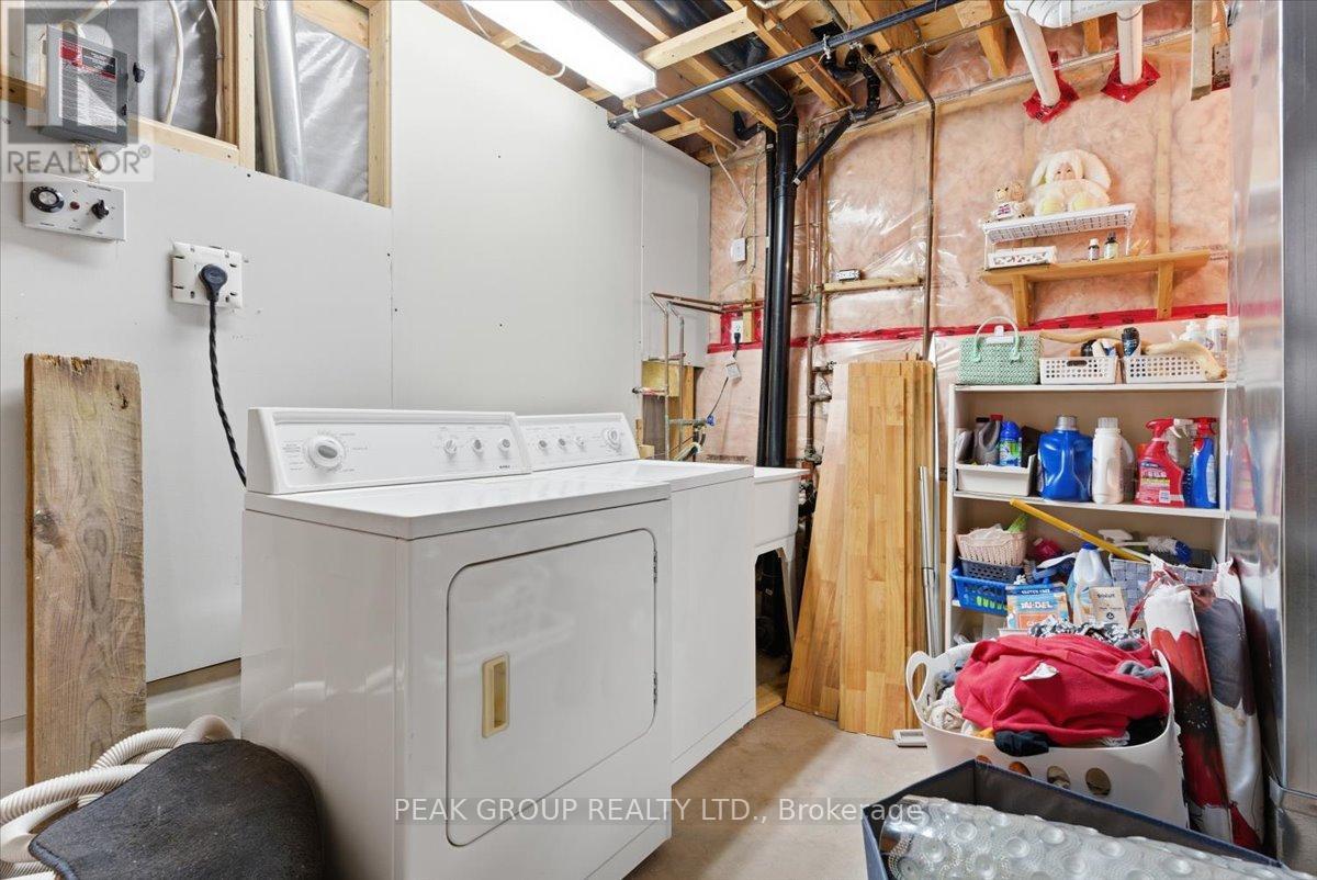 35 Jackson Court E, Welland (N. Welland), Ontario  L3C 7G4 - Photo 22 - X12768044