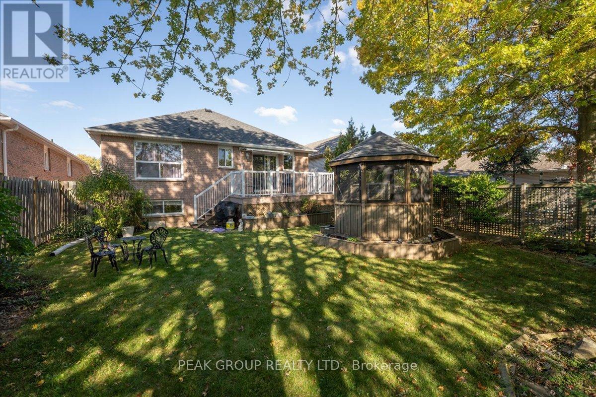 35 Jackson Court E, Welland (N. Welland), Ontario  L3C 7G4 - Photo 27 - X12768044