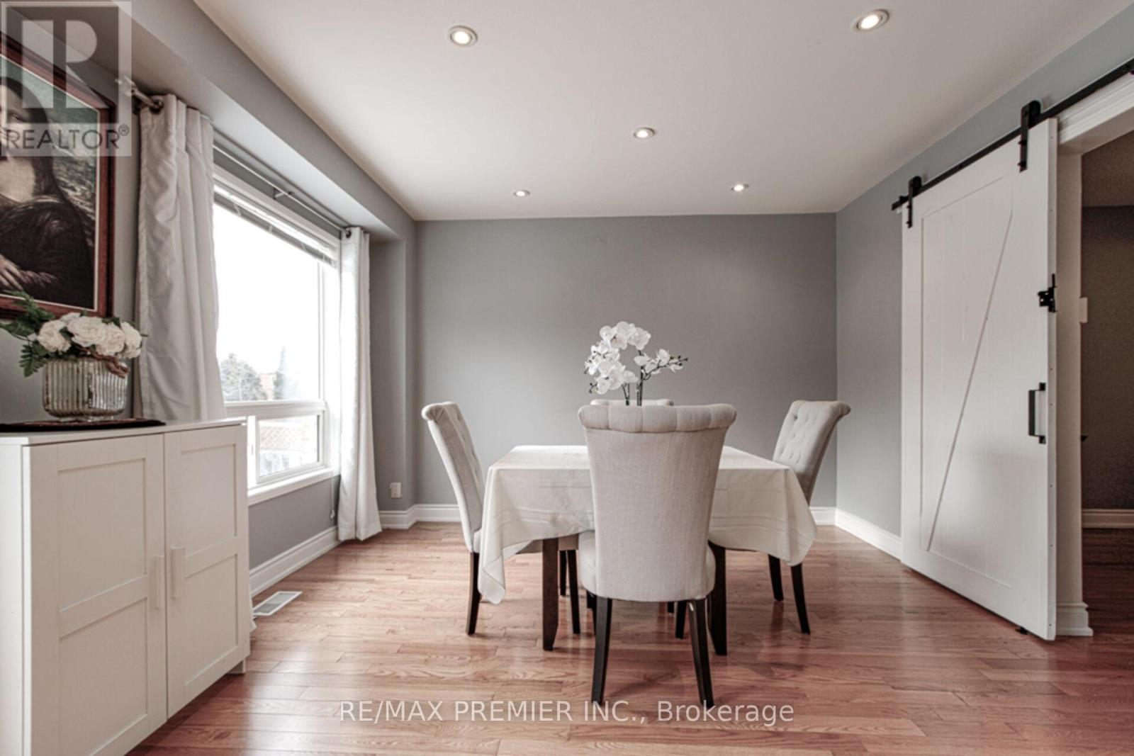 5272 Brookwood Court, Mississauga, Ontario  L5V 2N8 - Photo 9 - W12735722