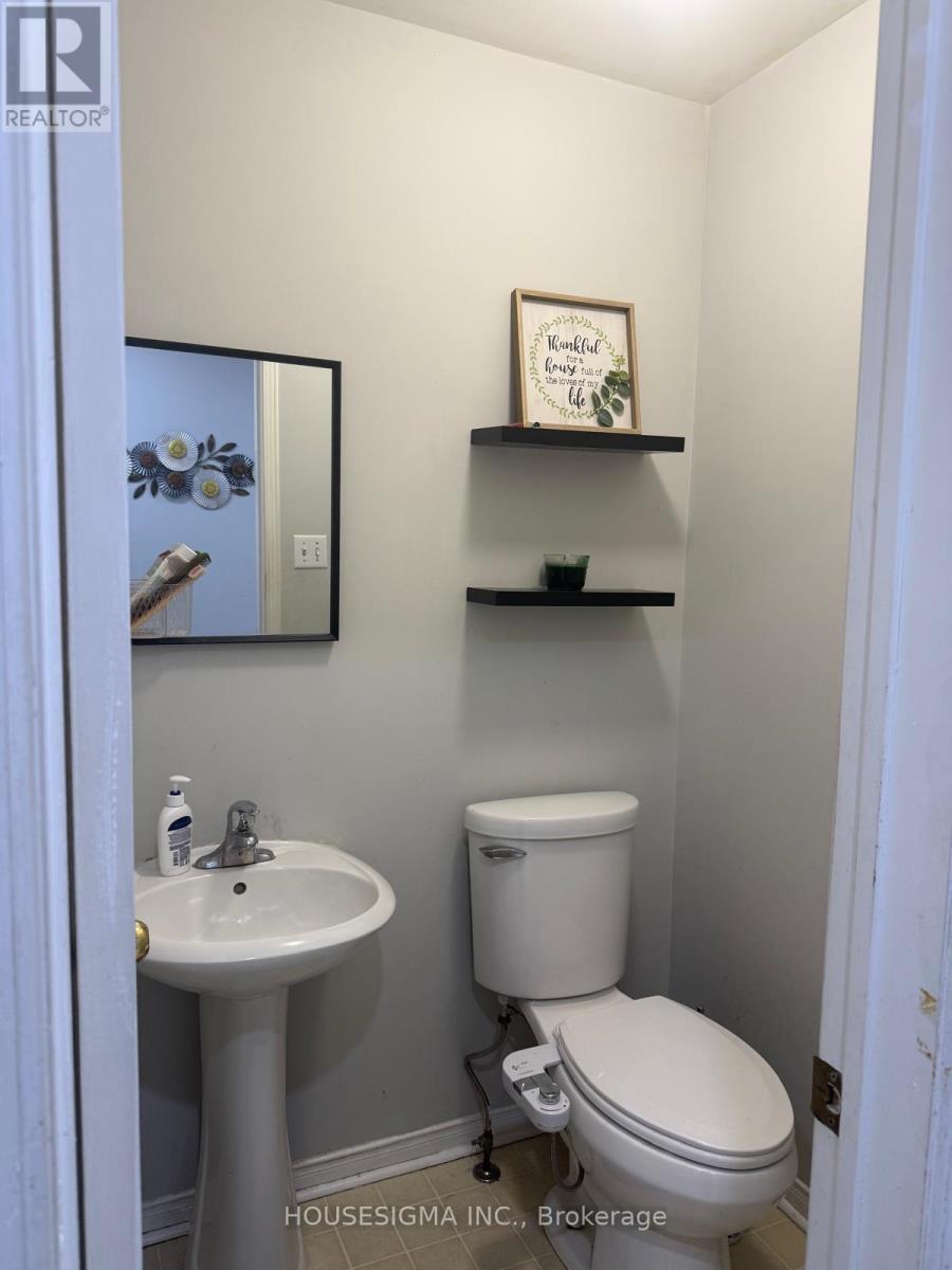 25 - 3 Sinclair Court, Brampton, Ontario  L6X 4P5 - Photo 21 - W12767676