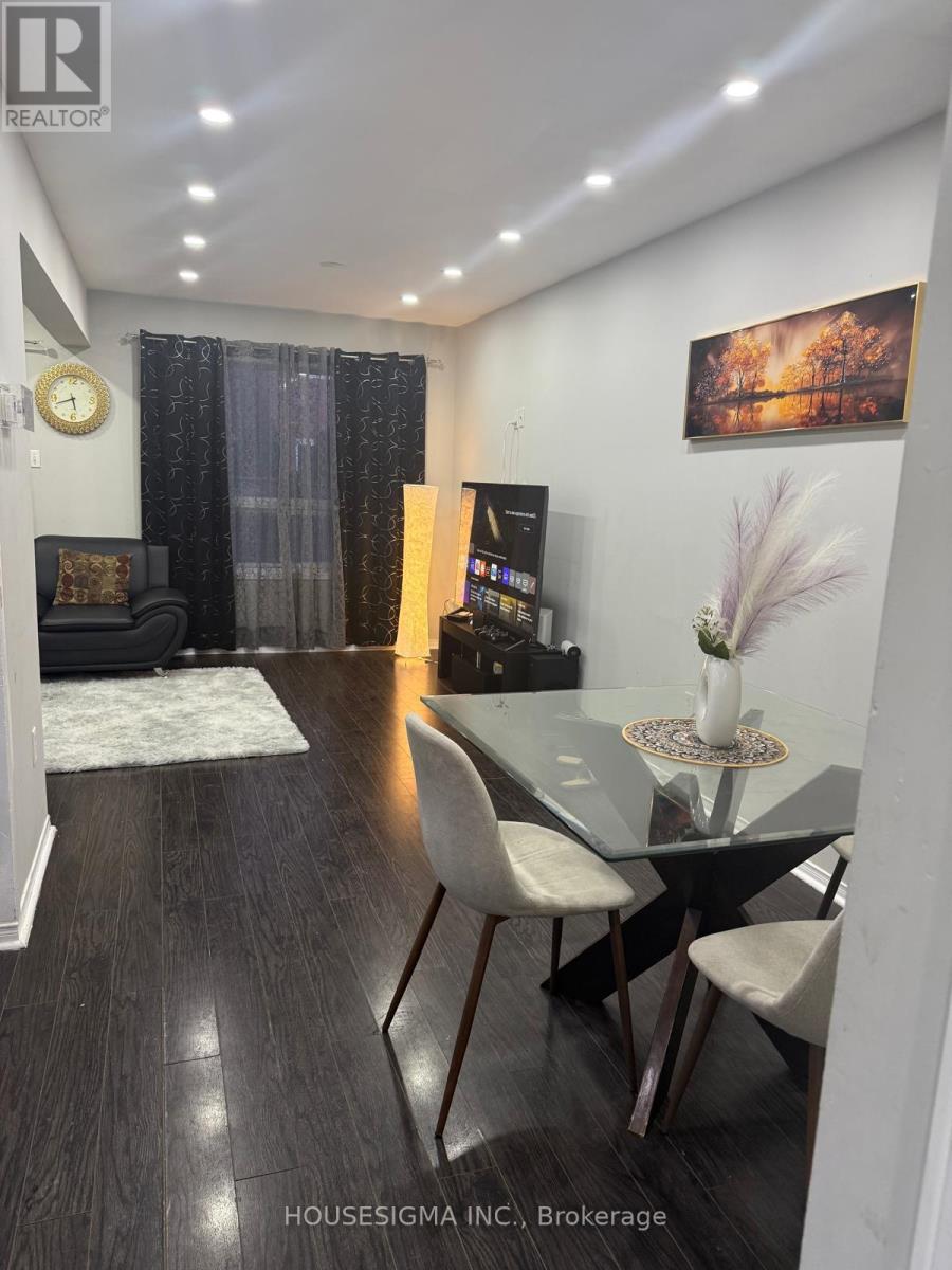 25 - 3 Sinclair Court, Brampton, Ontario  L6X 4P5 - Photo 11 - W12767676