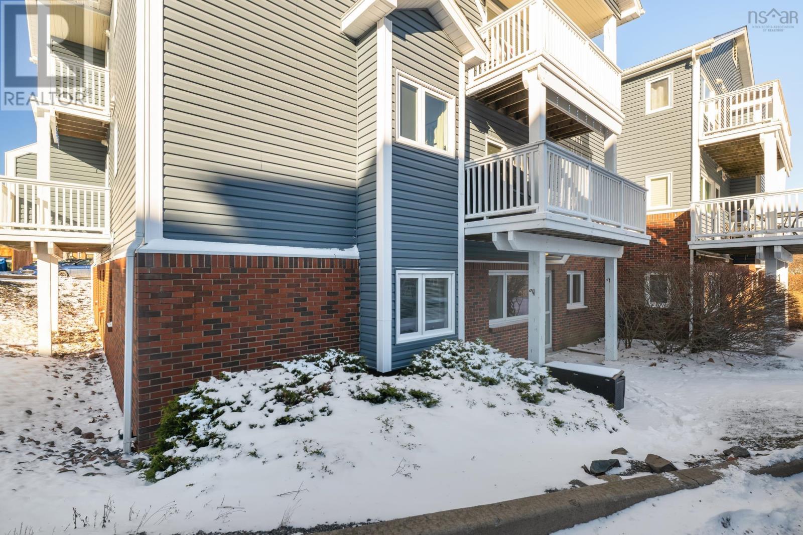 106 126 Farnham Gate Road, Halifax, Nova Scotia  B3M 3Z9 - Photo 2 - 202602343