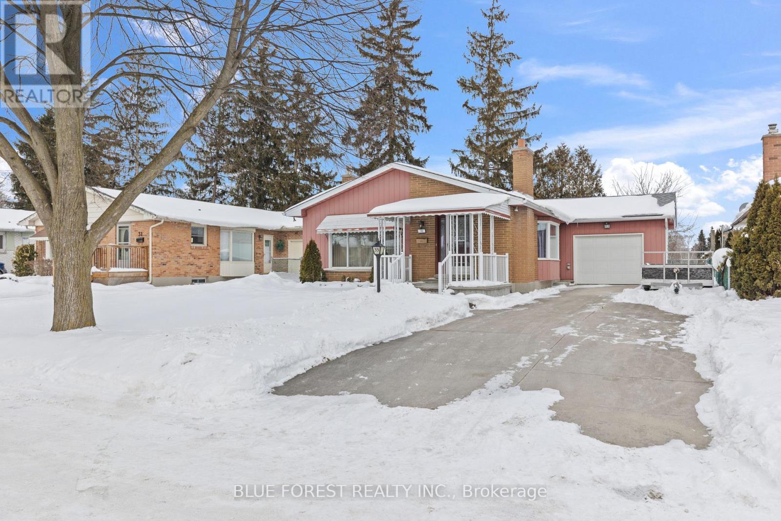 33 Cornell Crescent, London East, Ontario  N5V 1N2 - Photo 3 - X12767064