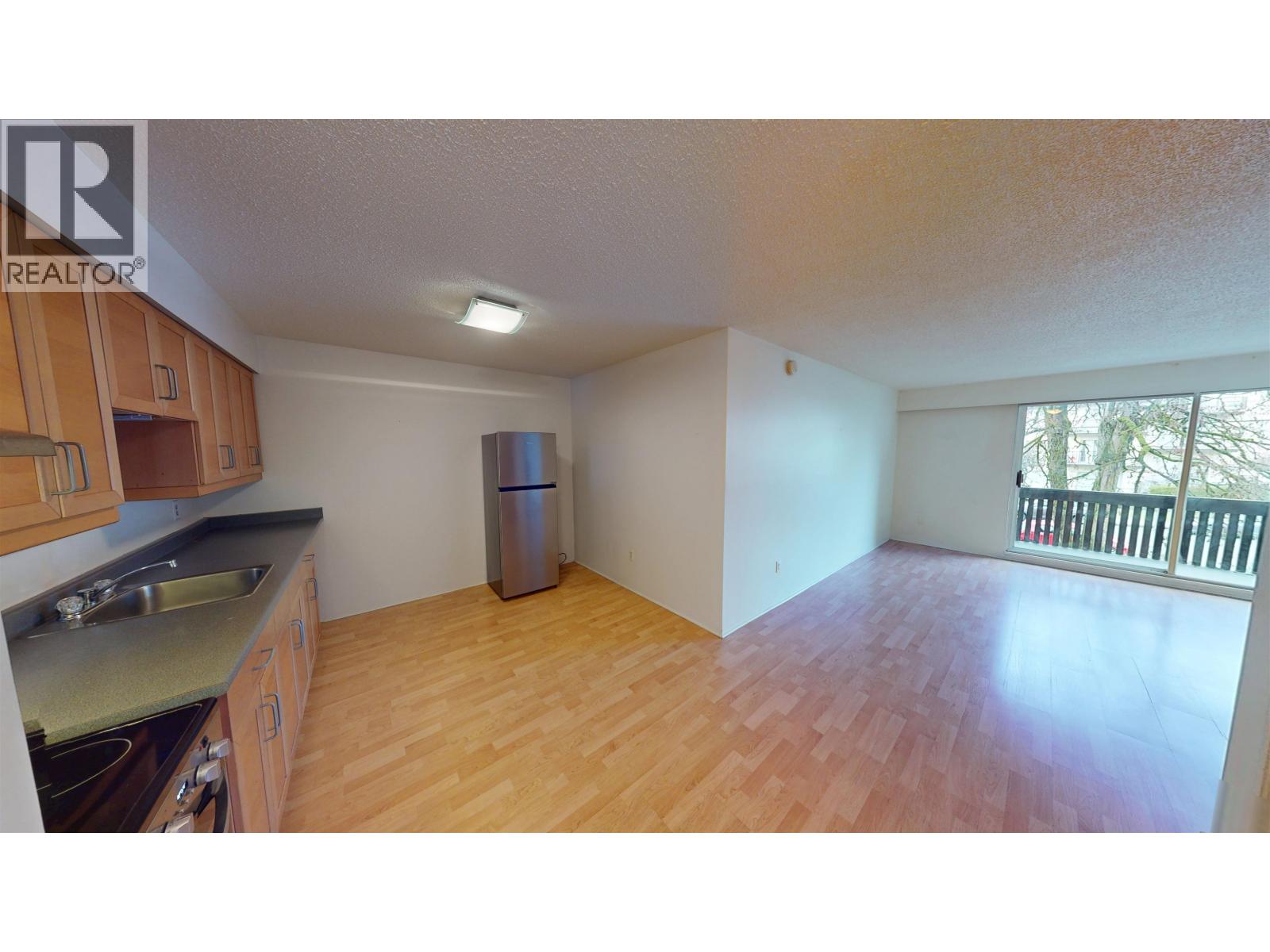 206 910 Fifth Avenue, New Westminster, British Columbia  V3M 1Y2 - Photo 5 - R3087578