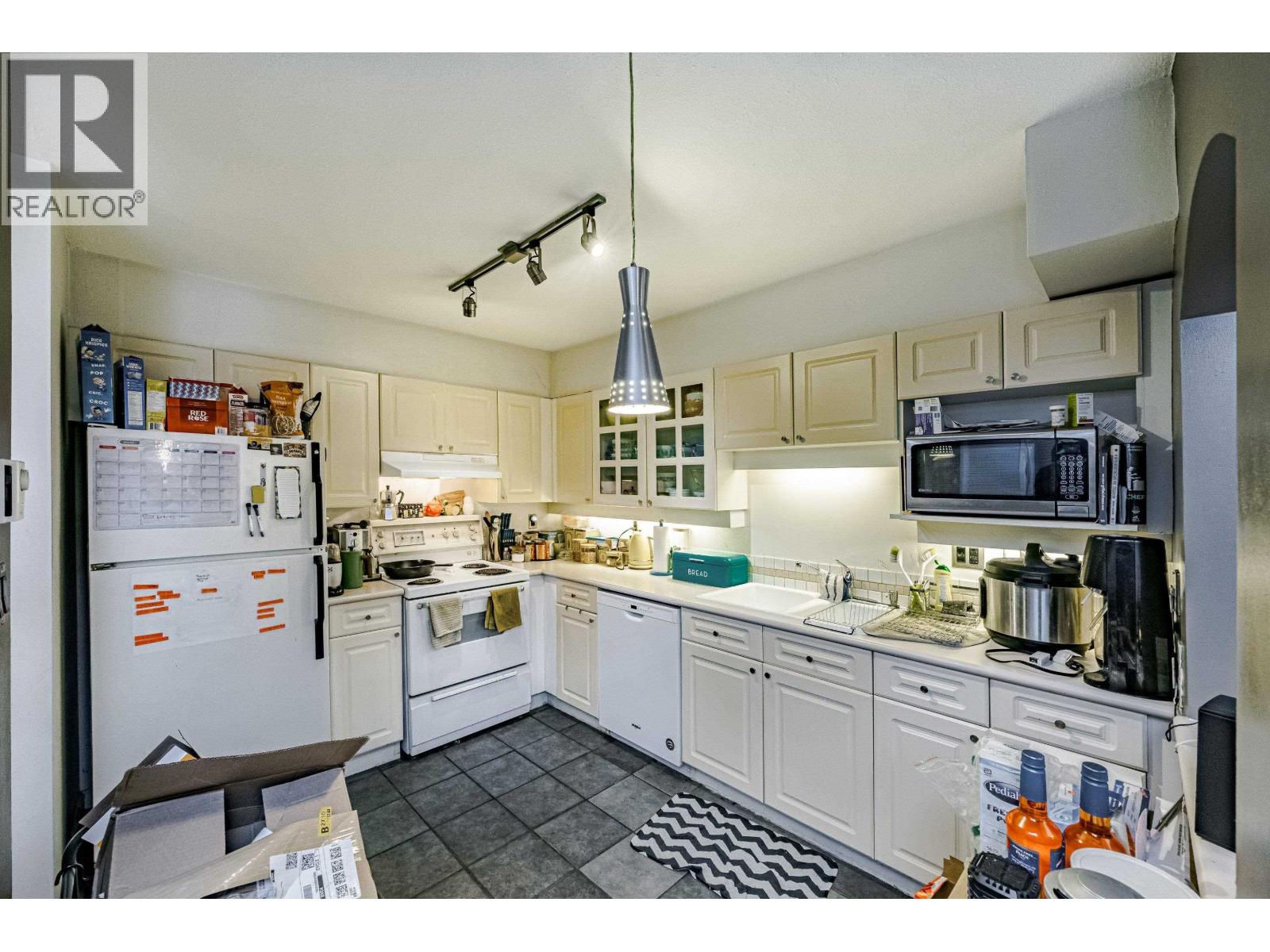 109 3738 Norfolk Street, Burnaby, British Columbia  V5G 4V4 - Photo 18 - R3087591