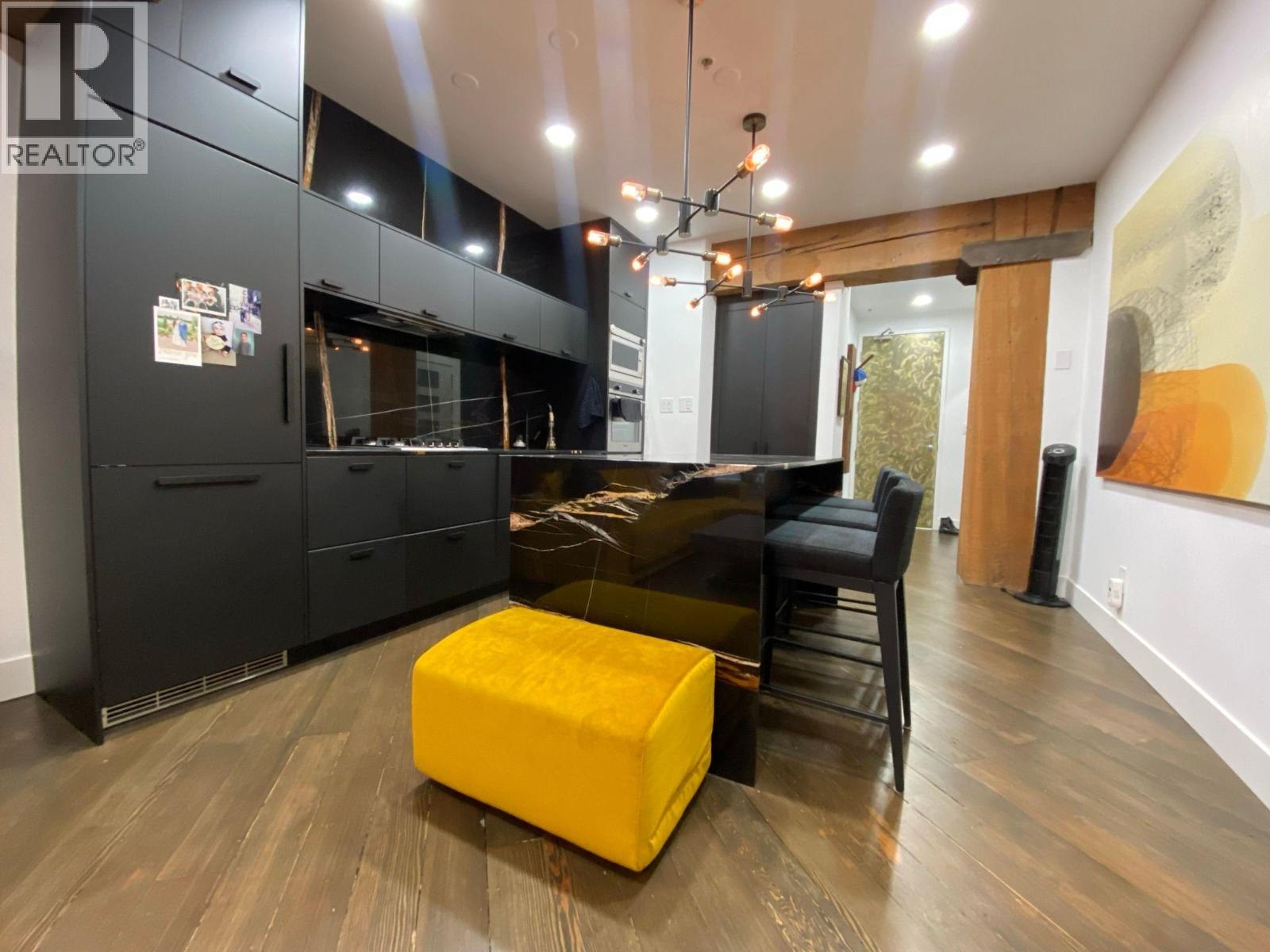 202 1178 Hamilton Street, Vancouver, British Columbia  V6B 2S2 - Photo 17 - R3087605