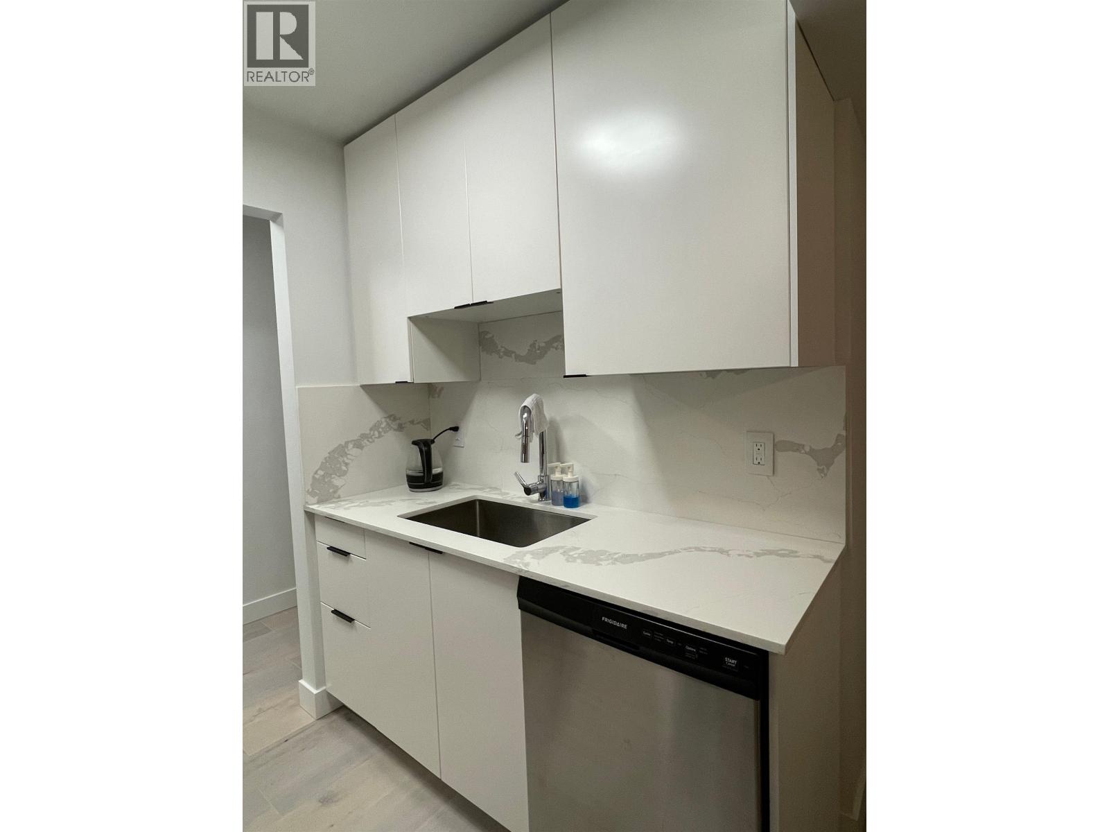 202 1178 Hamilton Street, Vancouver, British Columbia  V6B 2S2 - Photo 7 - R3087605