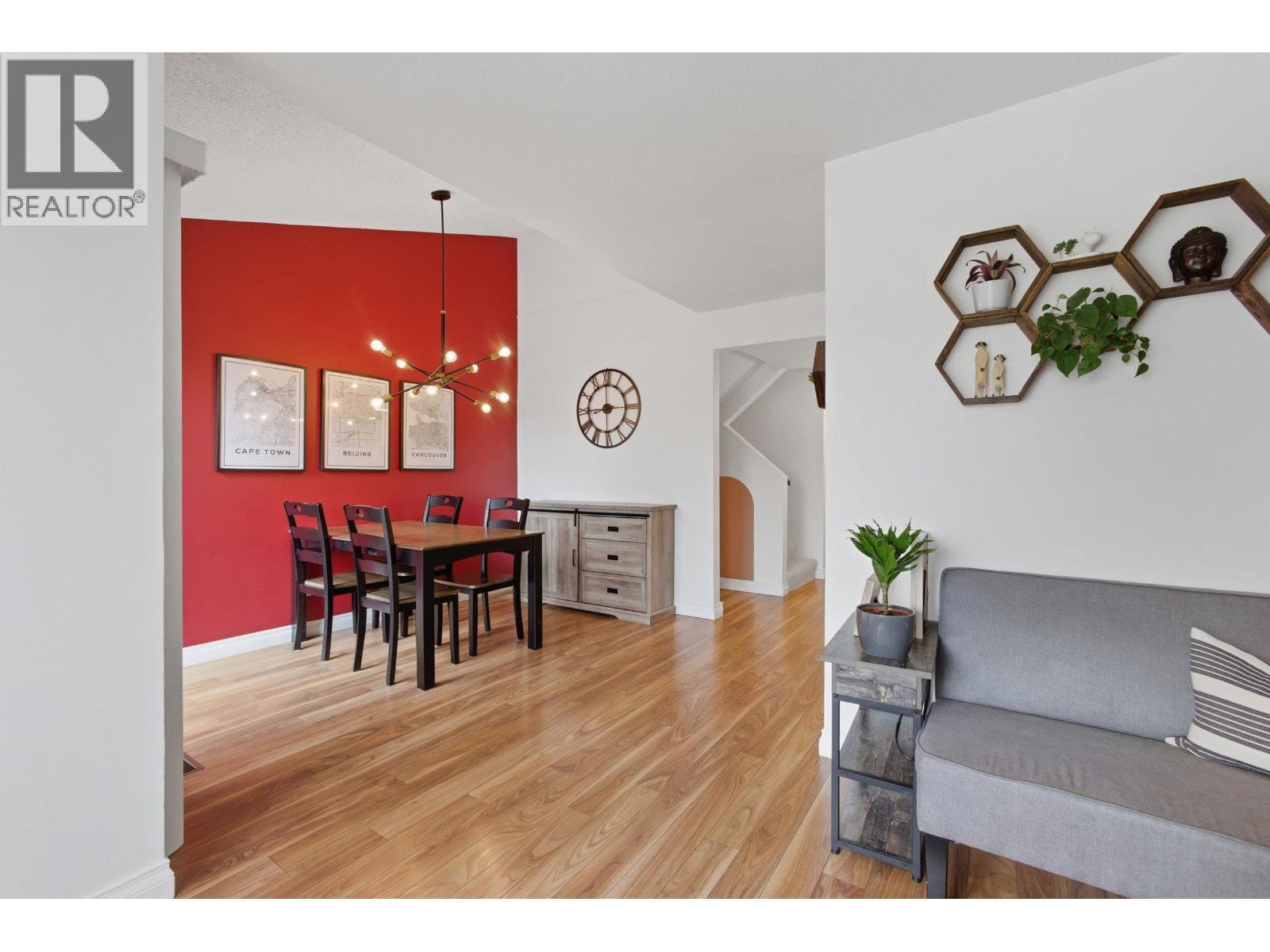 102 1176 Falcon Drive, Coquitlam, British Columbia  V3E 2N7 - Photo 7 - R3087568