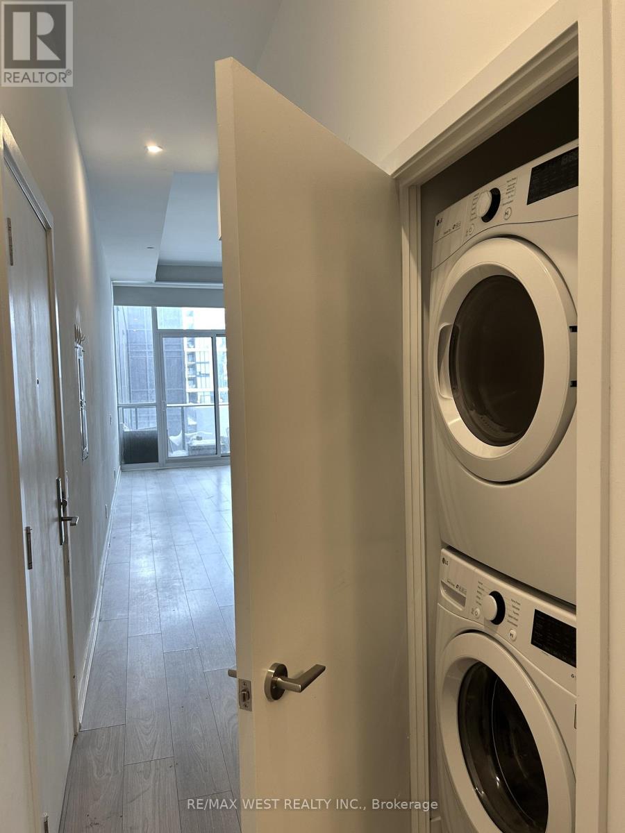 1017 - 120 Parliament Street W, Toronto (Moss Park), Ontario  M5A 0N6 - Photo 17 - C12768026