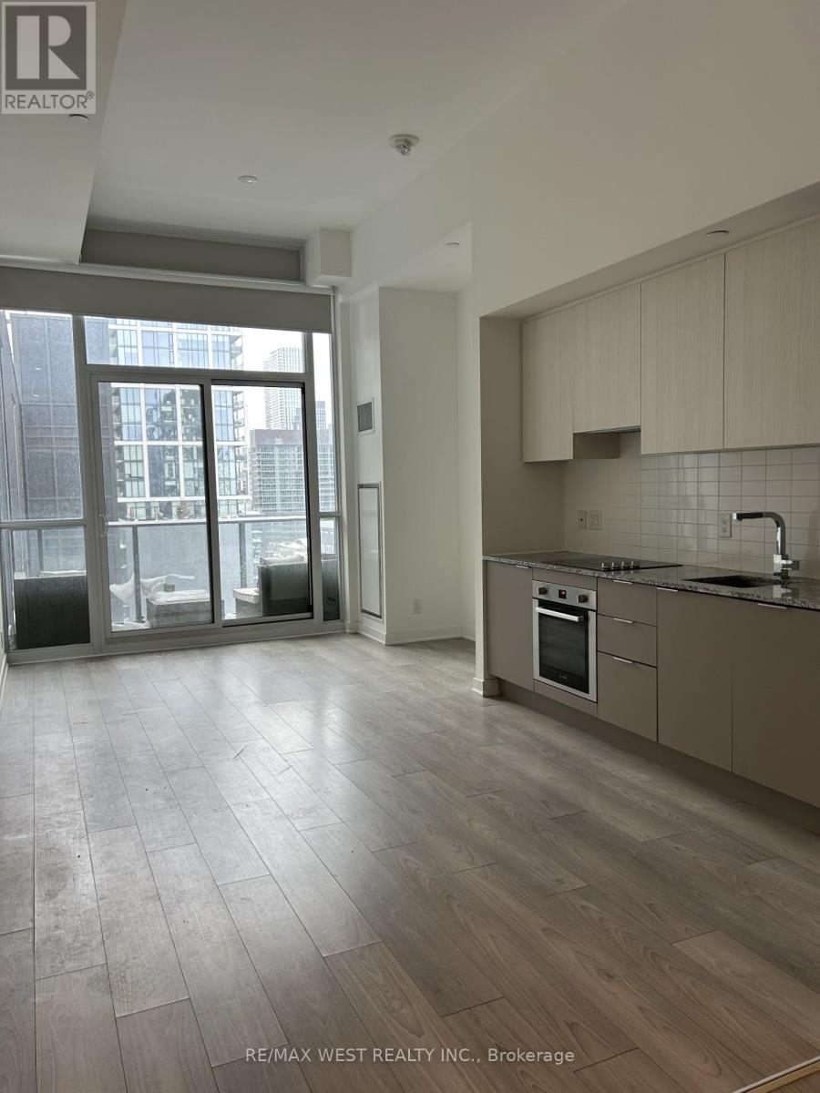 1017 - 120 Parliament Street W, Toronto (Moss Park), Ontario  M5A 0N6 - Photo 9 - C12768026