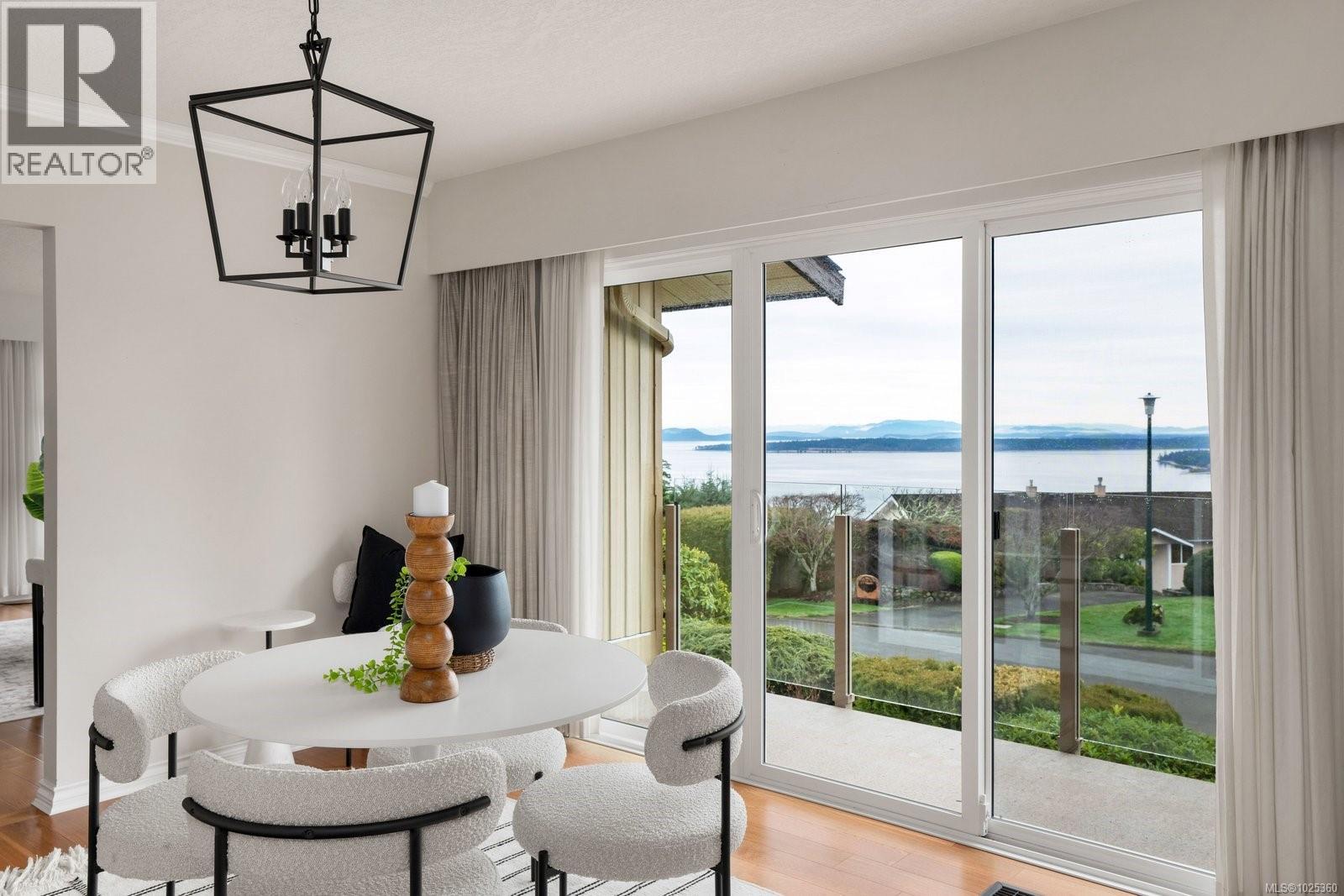 8756 Pender Park Dr, North Saanich, British Columbia  V8L 3Z5 - Photo 11 - 1025360