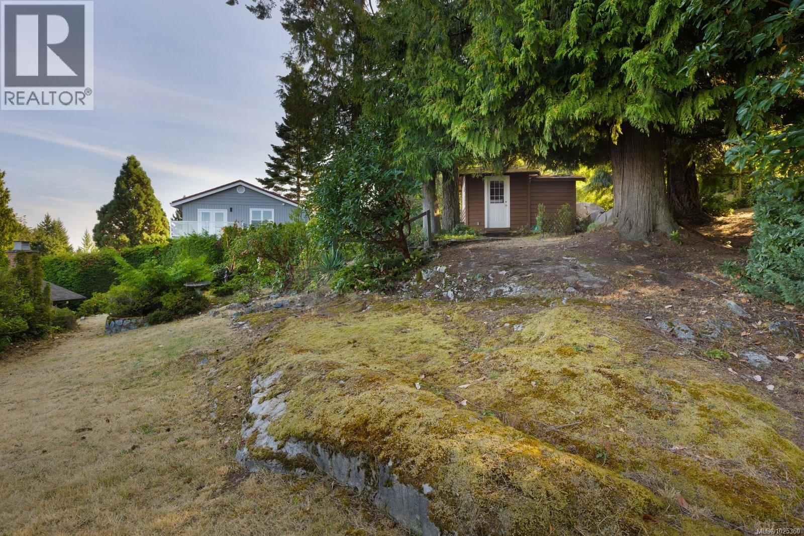 8756 Pender Park Dr, North Saanich, British Columbia  V8L 3Z5 - Photo 37 - 1025360