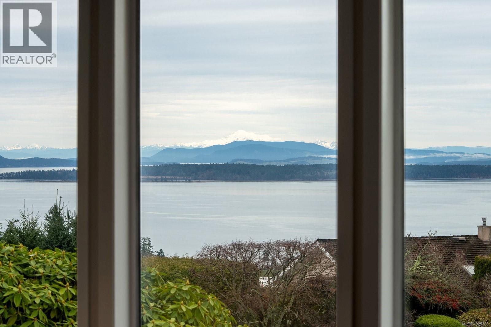 8756 Pender Park Dr, North Saanich, British Columbia  V8L 3Z5 - Photo 5 - 1025360